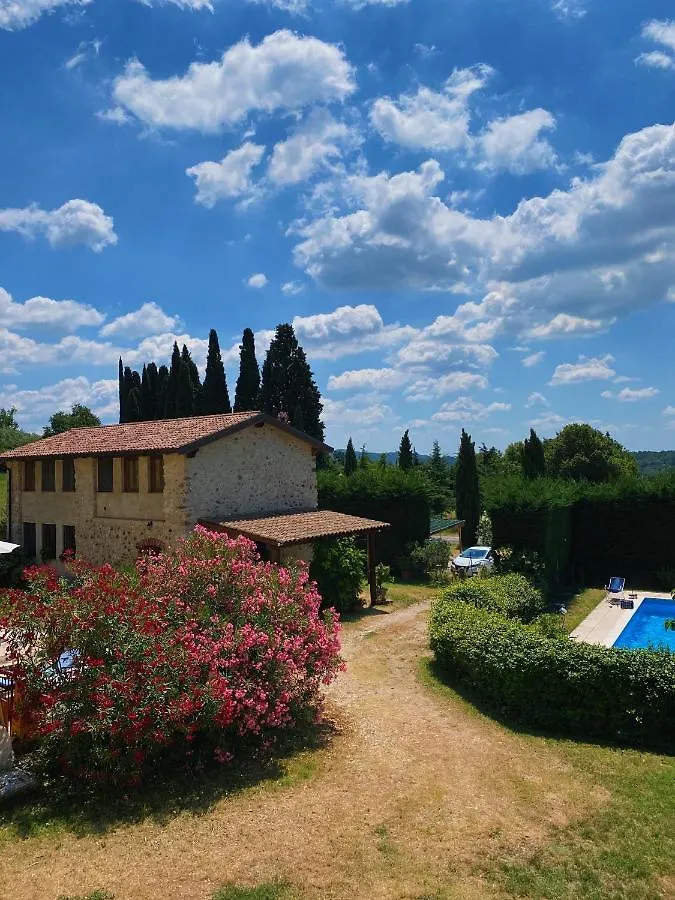 Farm stay Agriturismo Val Villa Costermano